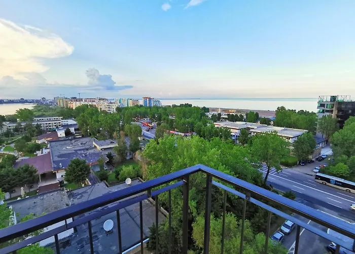 Velier Summer 아파트 마마이아